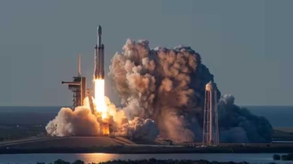 SpaceX公司准备发射世界上最大的私人通信卫星
